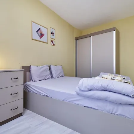 Cozy 1-bed 2 * Plovdiv